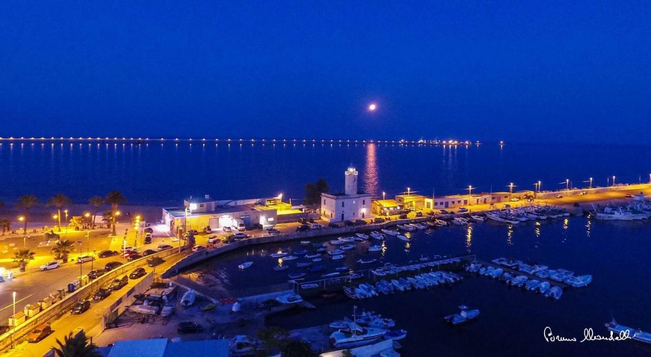Aduepassi Apartments Manfredonia Esterno foto